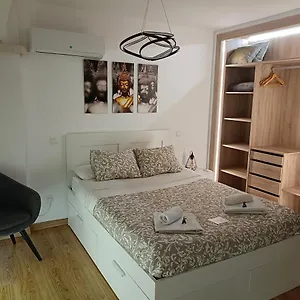  Appartamento Estudio Frailes Centro Histórico De Spagna